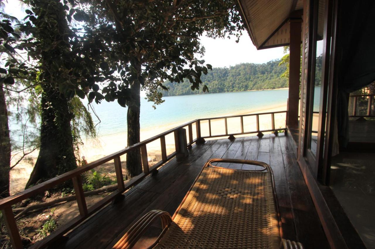 Chomjan Resort Koh Phayam Bagian luar foto